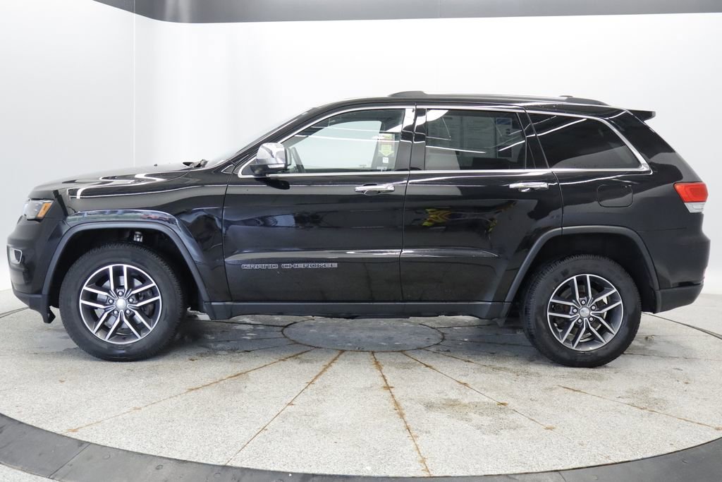 Used 2017 Jeep Grand Cherokee Limited w/ Luxury Group II AWD/4WD image 2