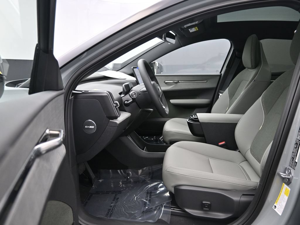 New 2026 Volvo EX30 Cross Country Ultra w/ Protection Package Premier AWD/4WD image 11