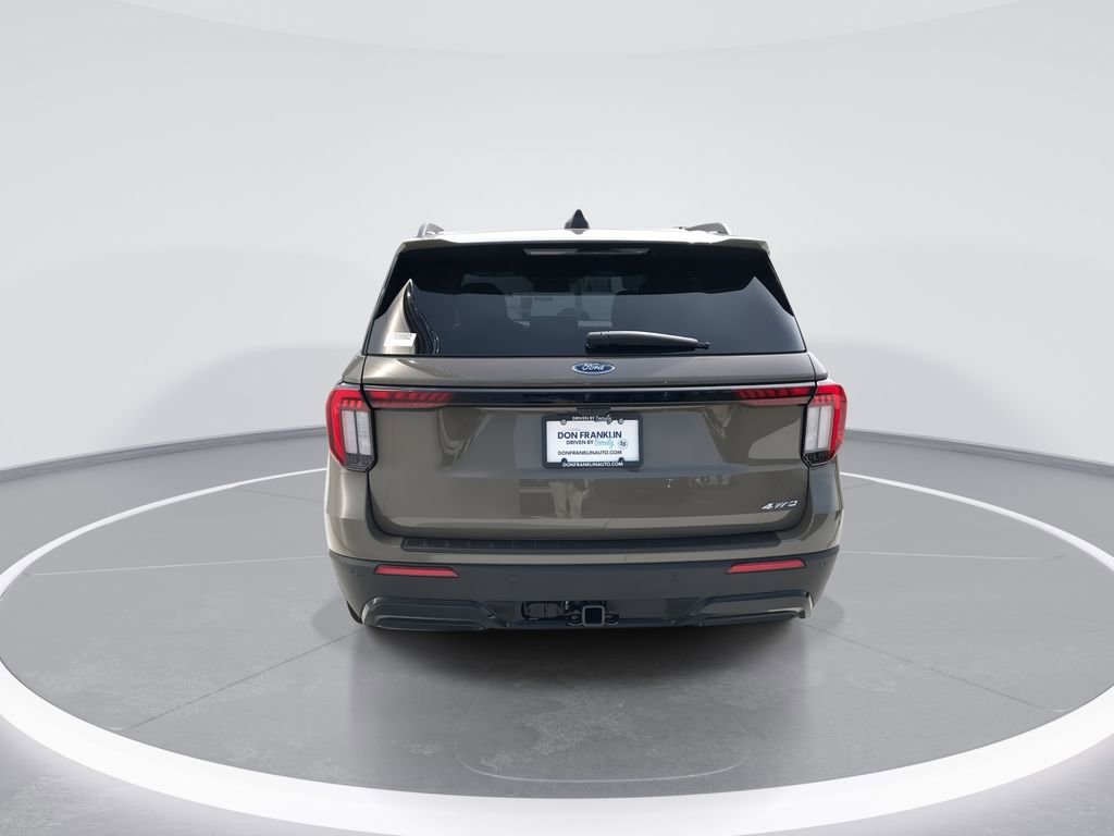 New 2026 Ford Explorer ST-Line w/ ST-Line Street Pack AWD/4WD image 7