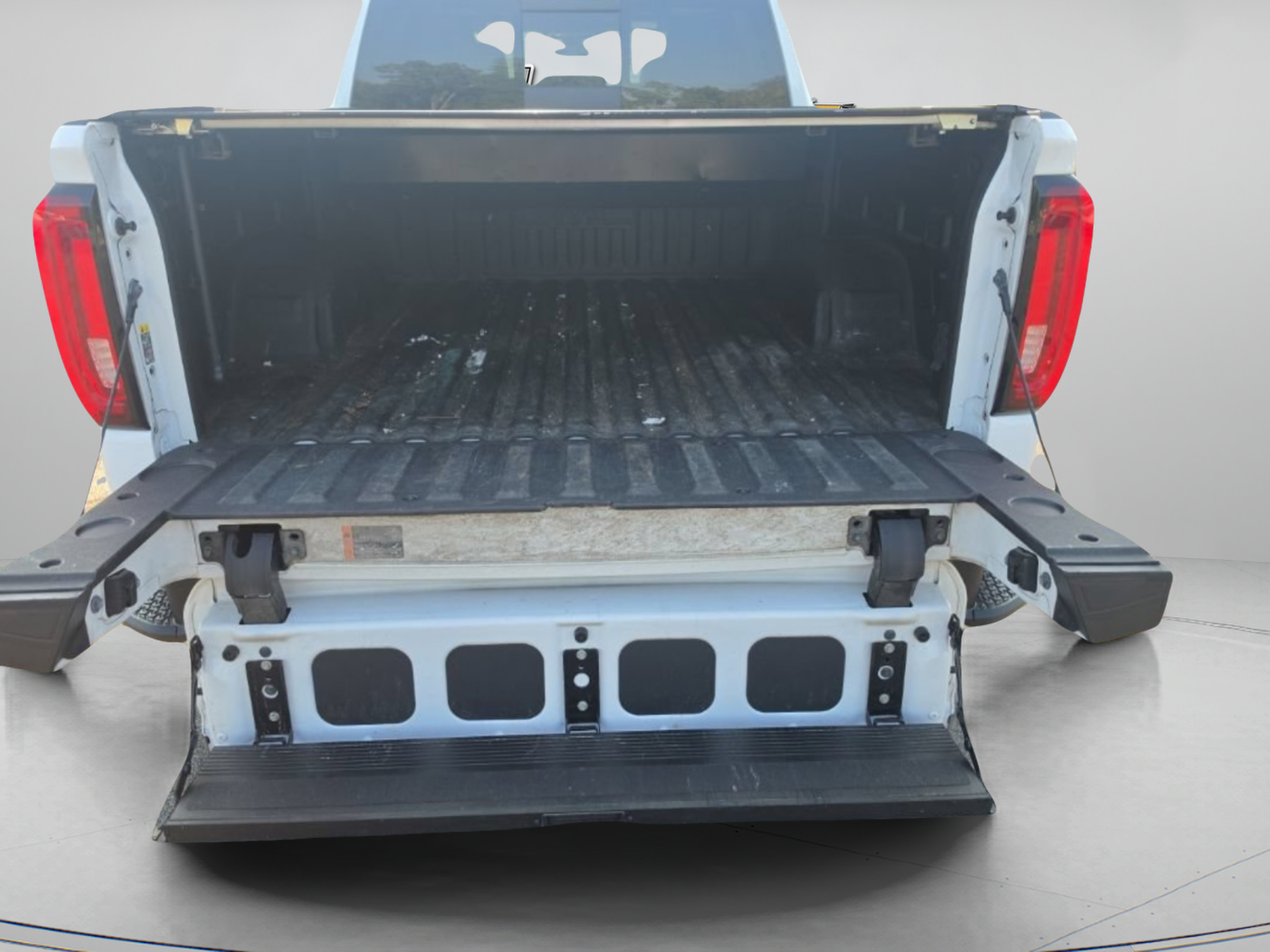 Used 2020 GMC Sierra 1500 SLT w/ SLT Premium Plus Package AWD/4WD image 13