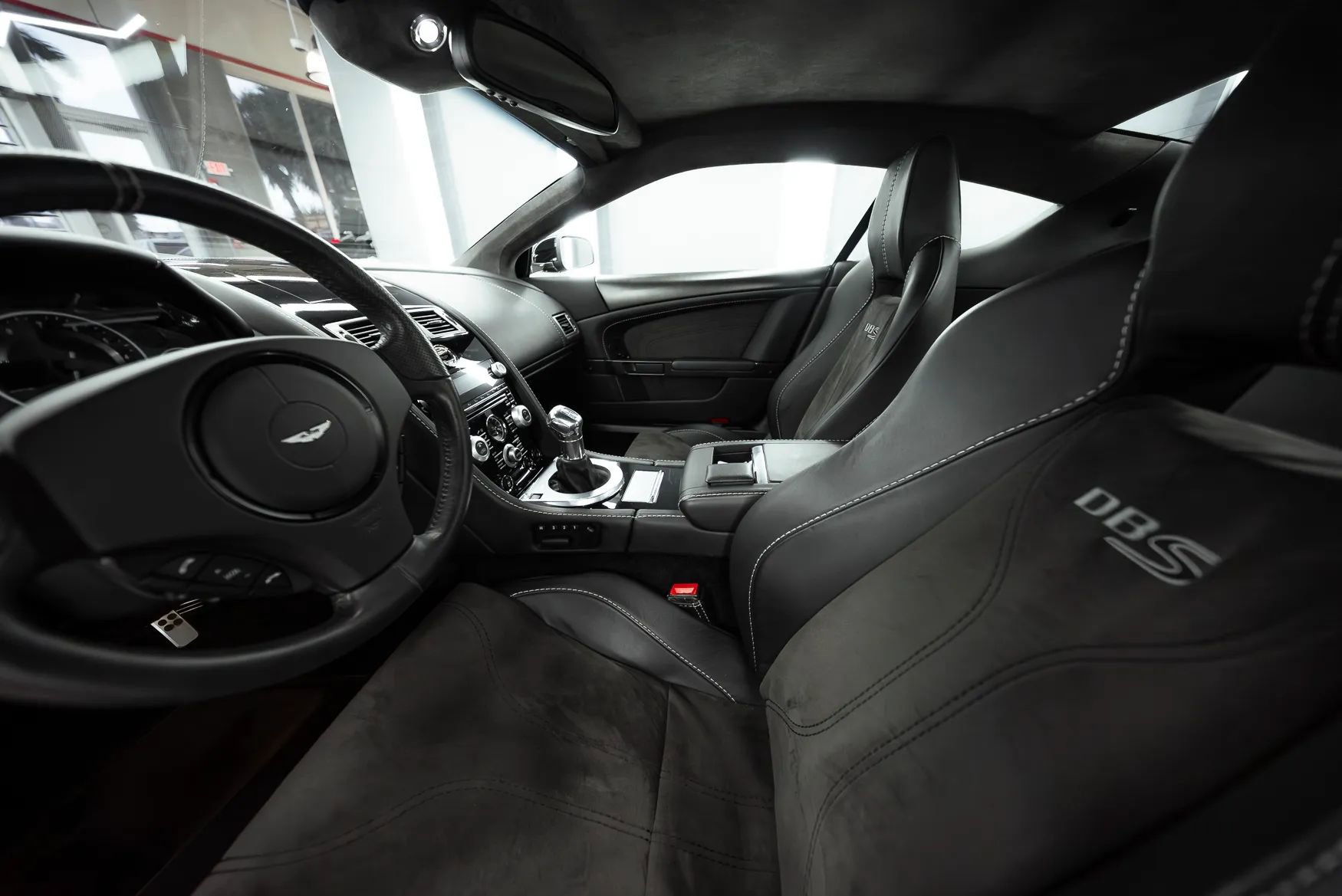 Used 2009 Aston Martin DBS Coupe 2D image 28