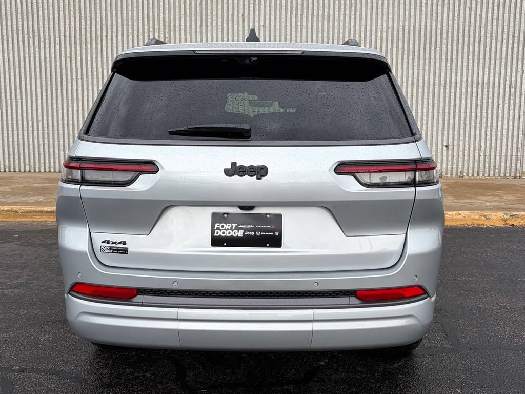 New 2026 Jeep Grand Cherokee L Limited AWD/4WD image 4