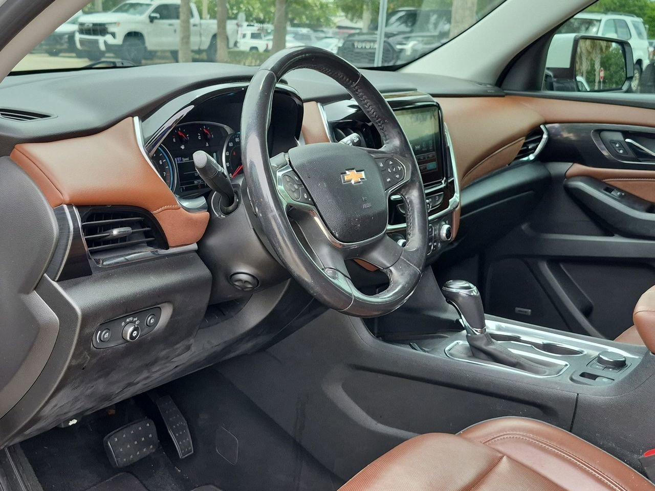 Used 2019 Chevrolet Traverse High Country AWD/4WD image 9