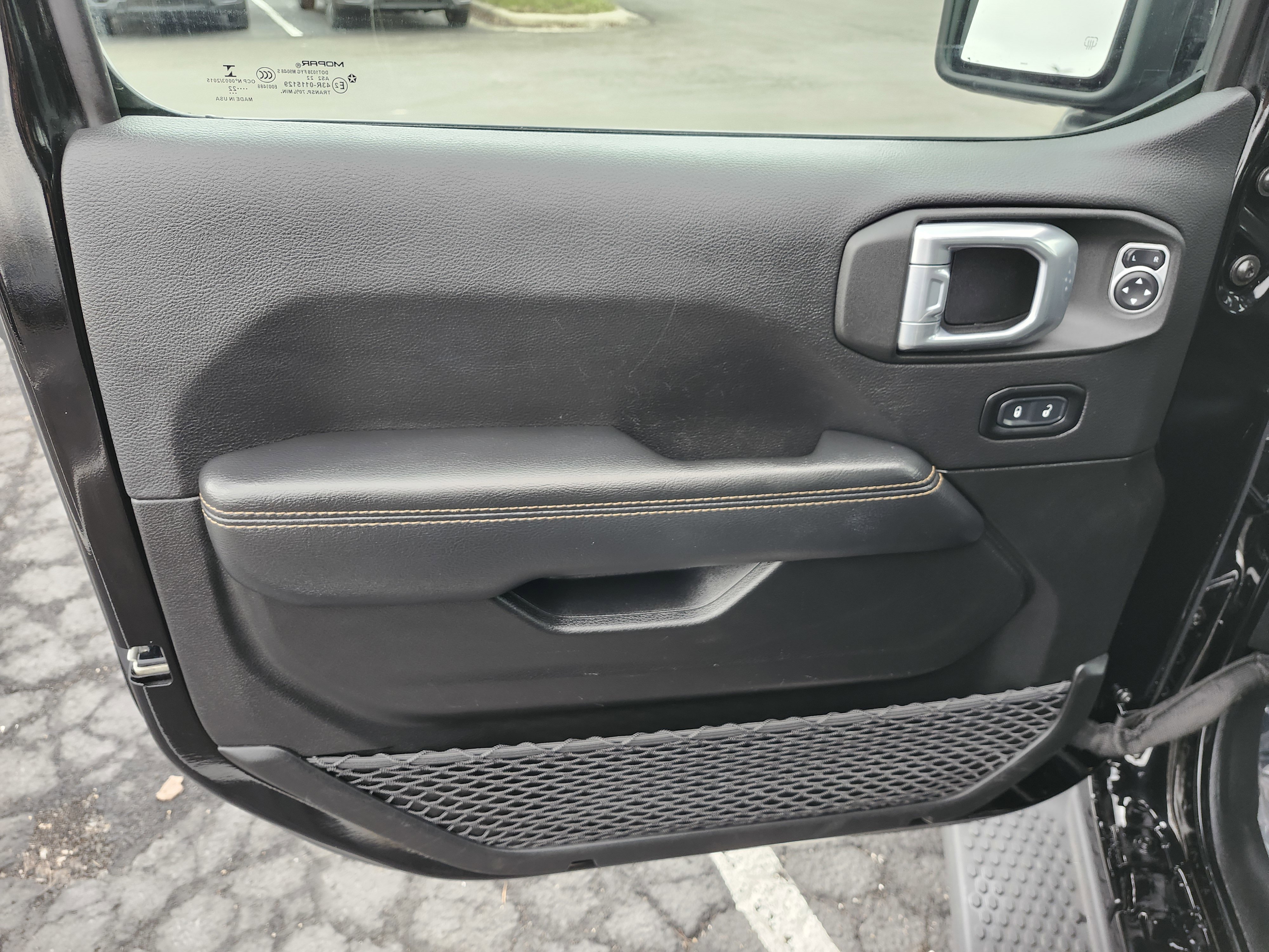 Used 2022 Jeep Wrangler Unlimited Sahara image 26