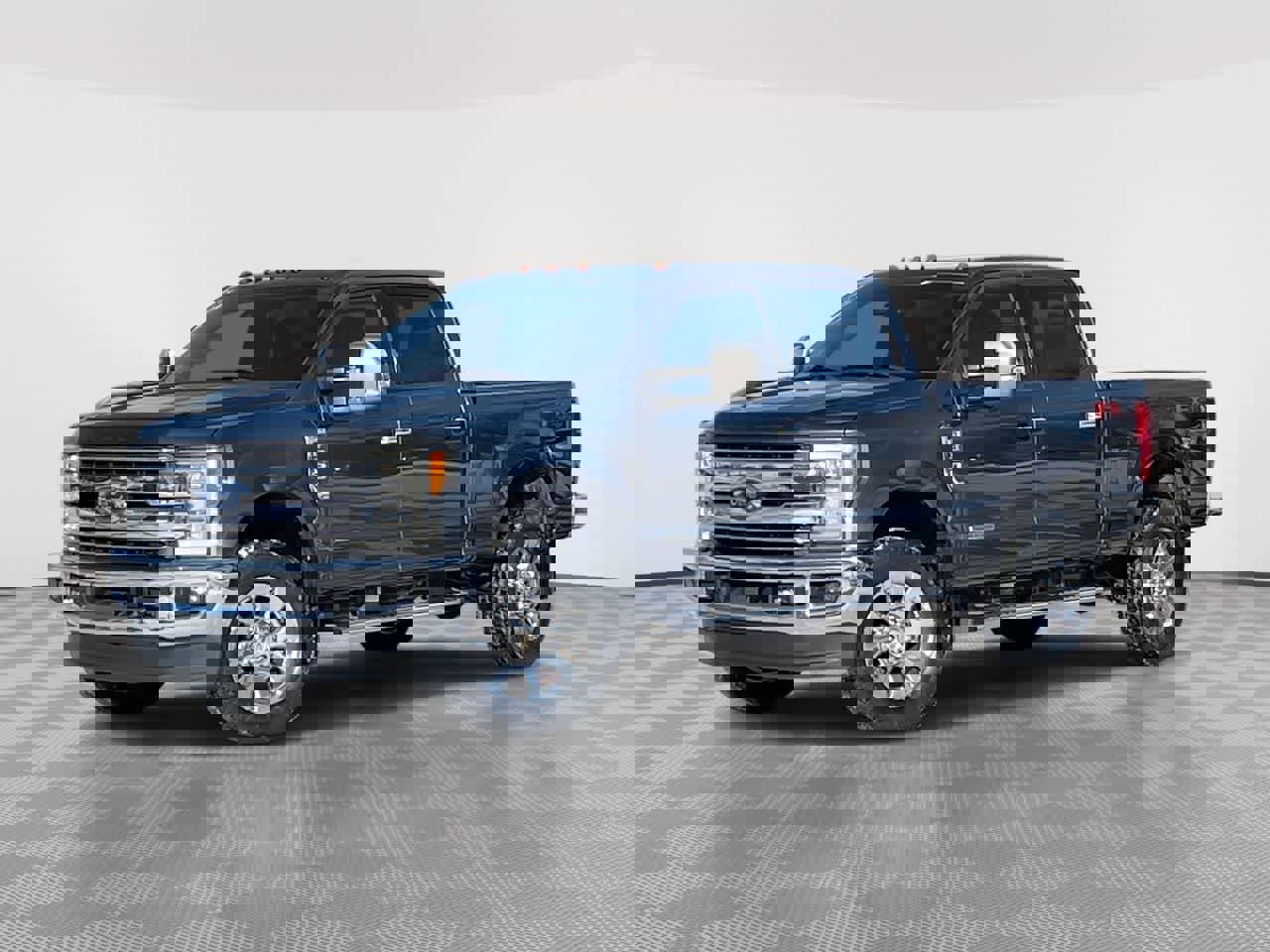 Used 2018 Ford F350 Lariat w/ Lariat Ultimate Package image 1