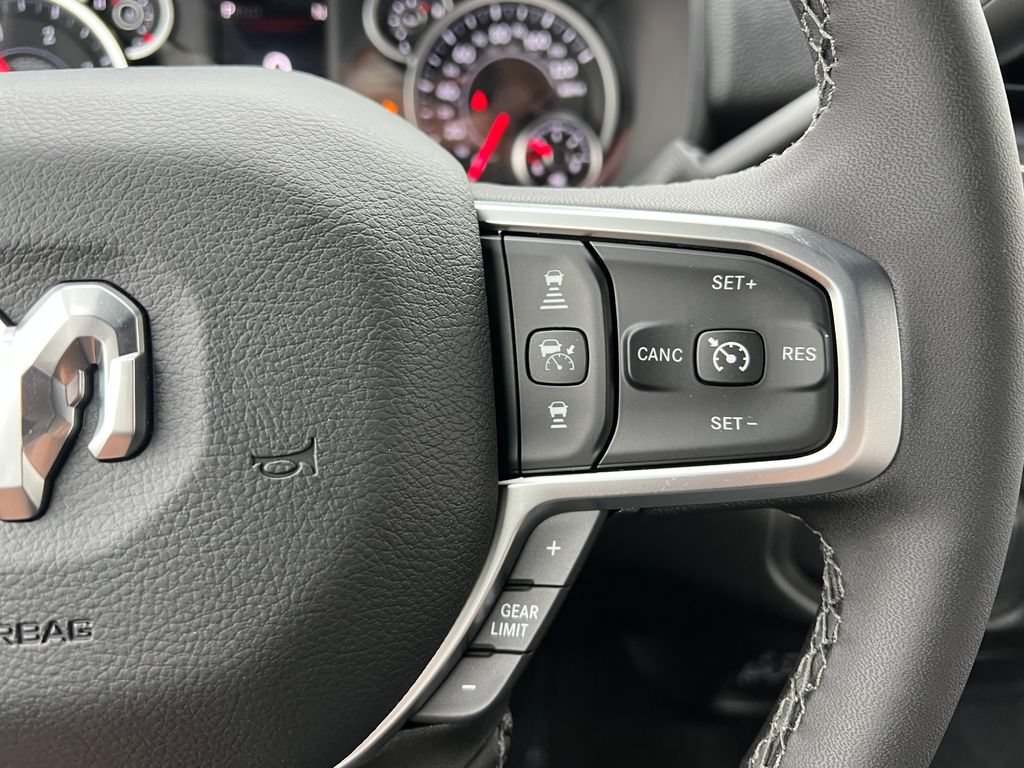 New 2026 RAM 2500 Big Horn AWD/4WD image 26