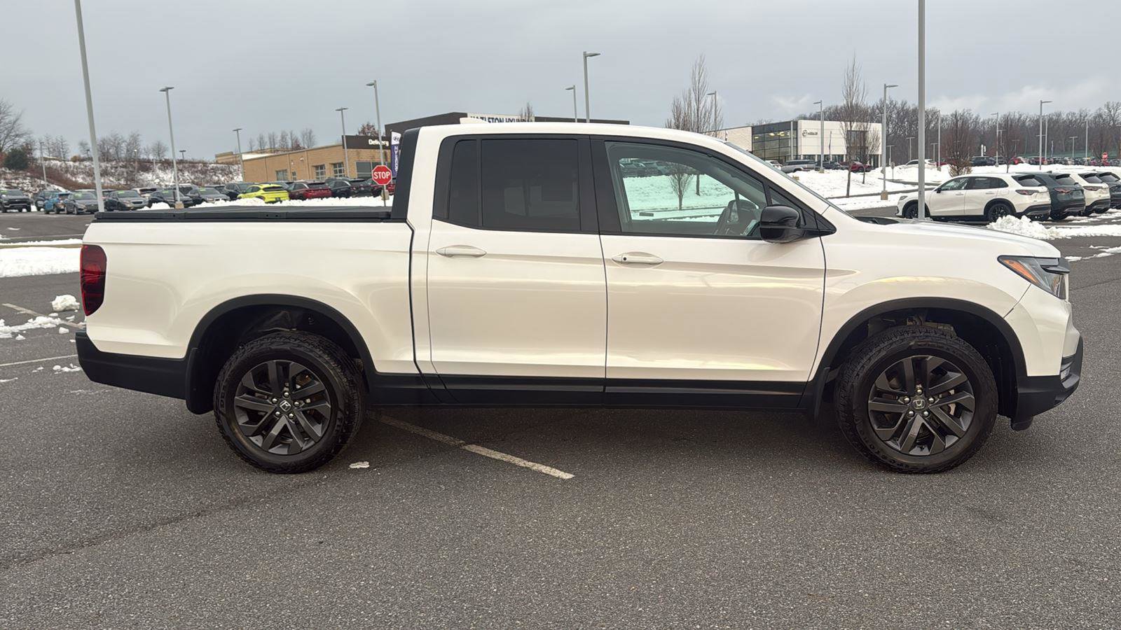 Used 2023 Honda Ridgeline Sport image 4
