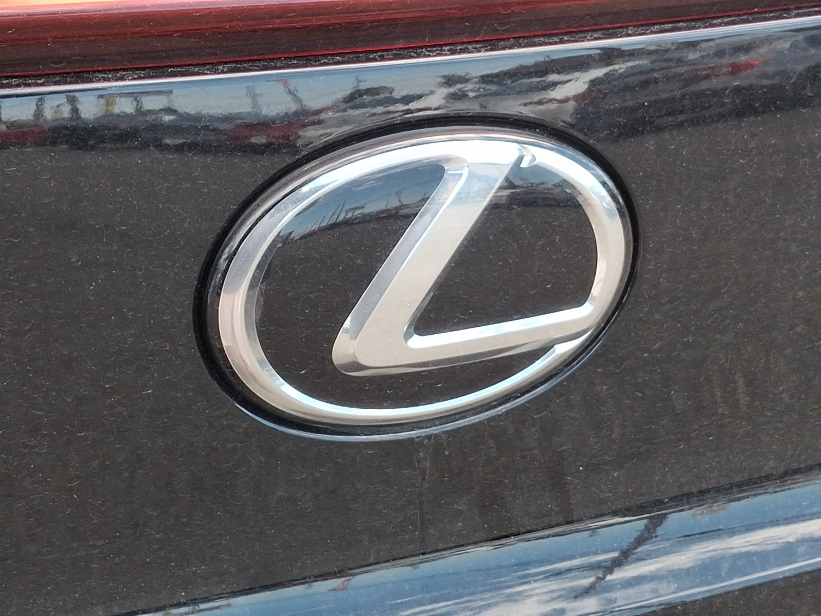 Used 2022 Lexus UX 200 w/ Accessory Package (Z1) FWD image 29