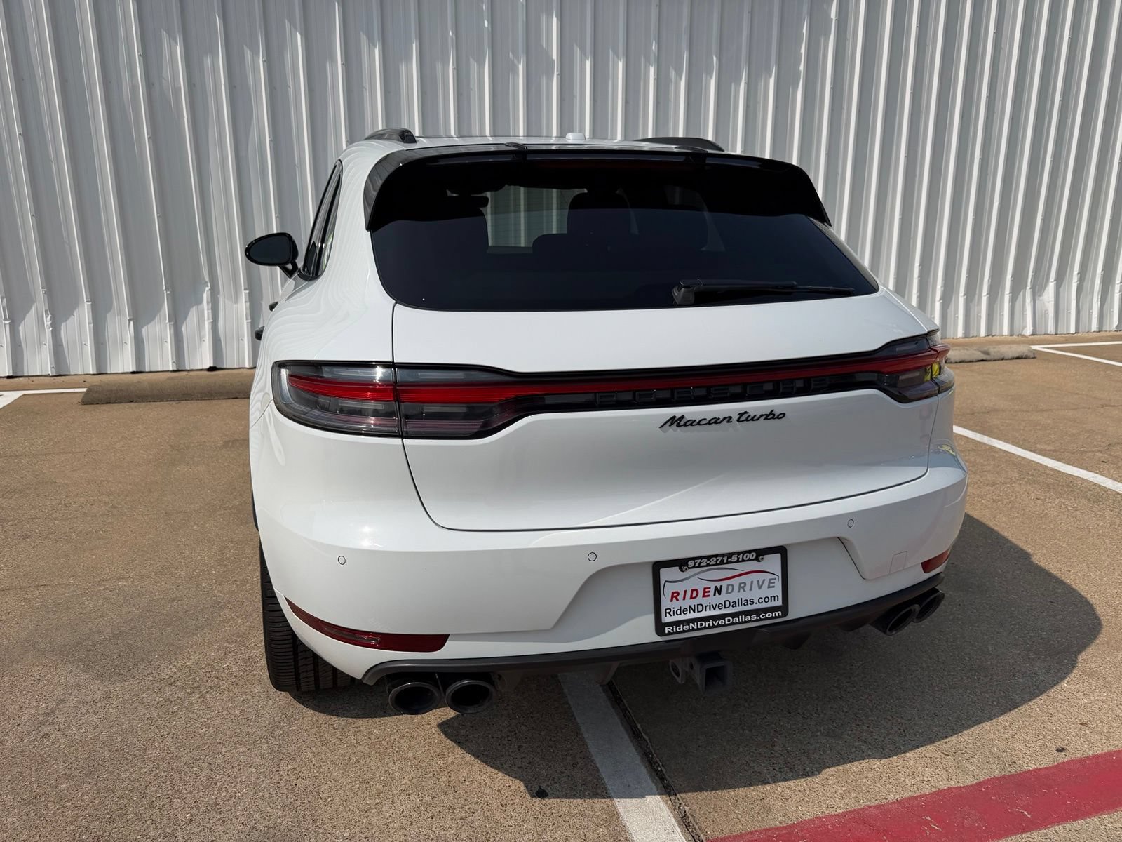 Used 2021 Porsche Macan Turbo AWD/4WD image 5