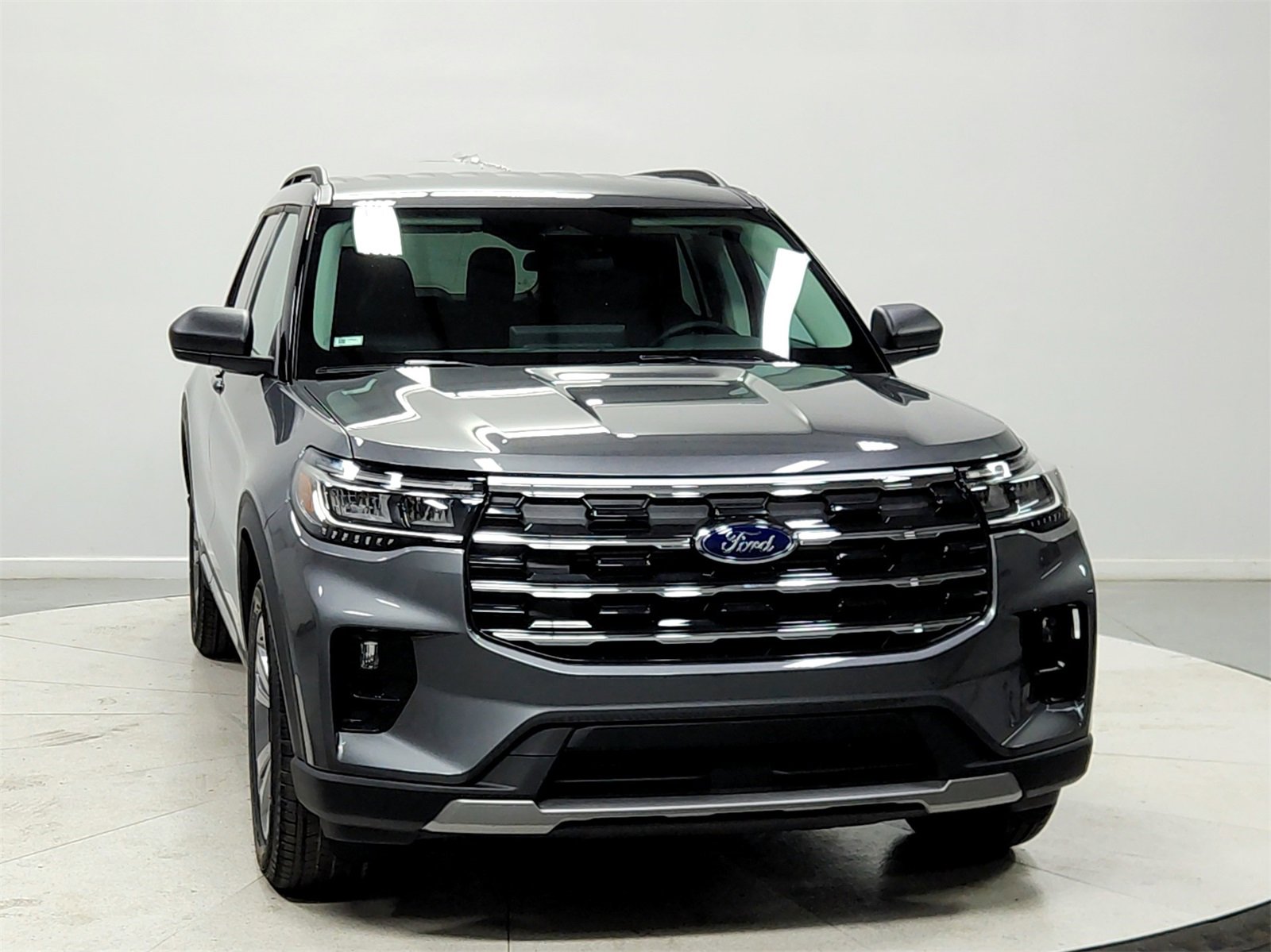 New 2026 Ford Explorer Active image 2