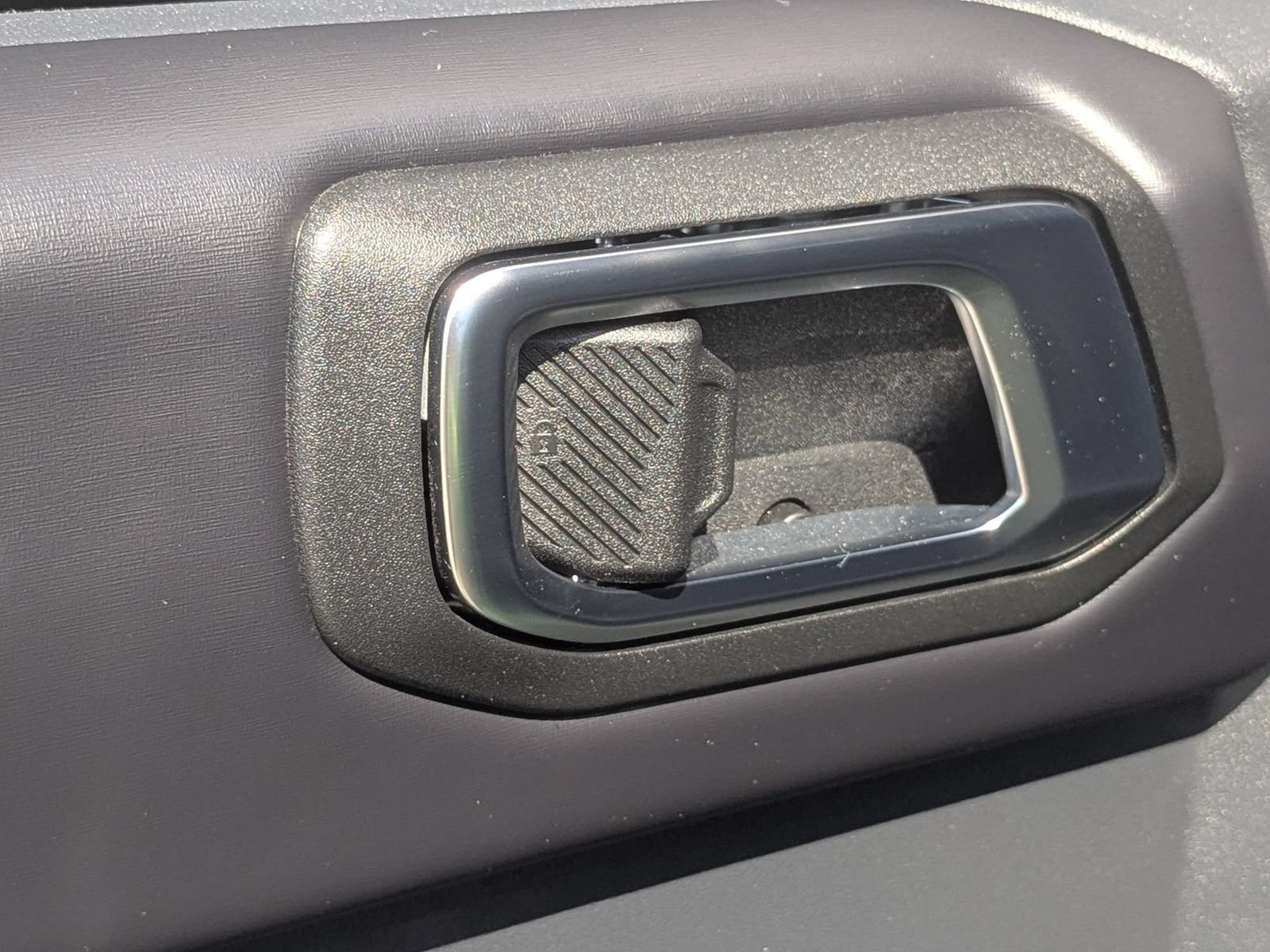 Used 2025 Ford Bronco Outer Banks AWD/4WD image 30
