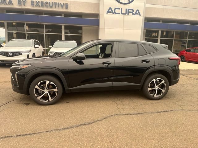 Used 2024 Chevrolet Trax RS w/ Driver Confidence Package FWD image 37
