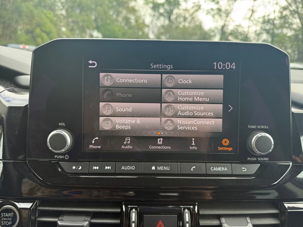 Used 2023 Nissan Pathfinder SV w/ Black Appearance Package image 31