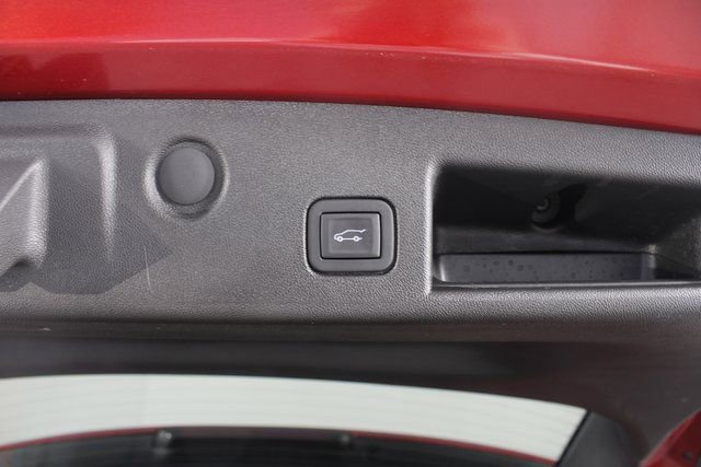 Used 2024 Chevrolet Equinox LT w/ LPO, Floor Liner Package image 18