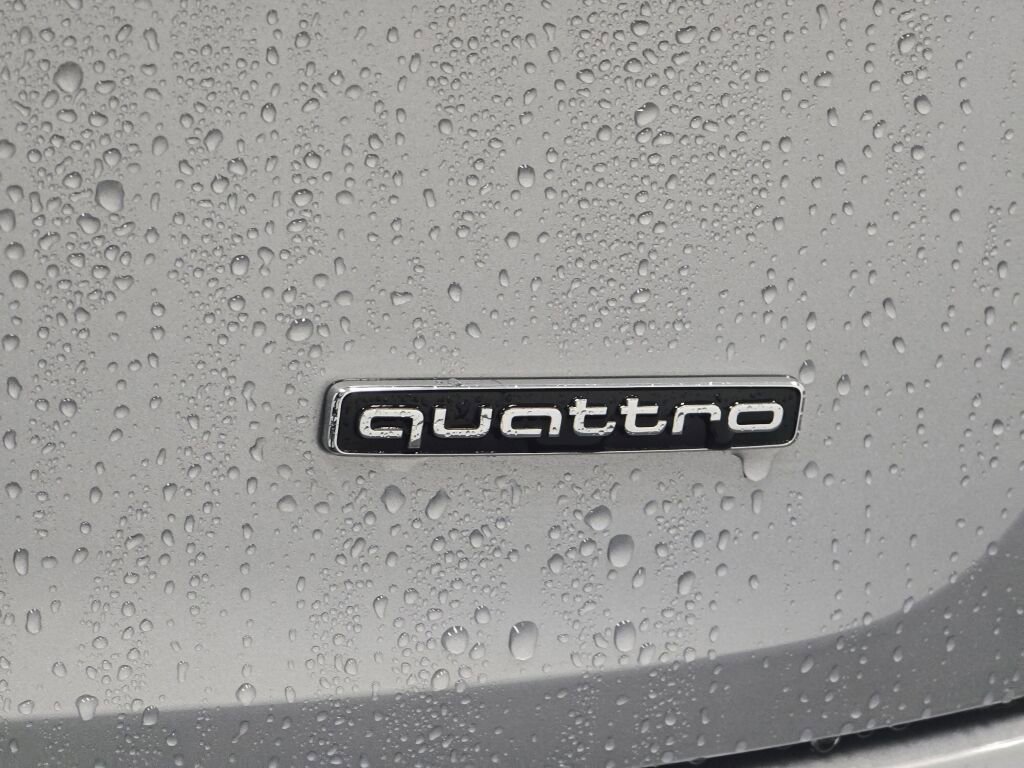 Certified 2025 Audi Q5 2.0T Premium Plus image 33