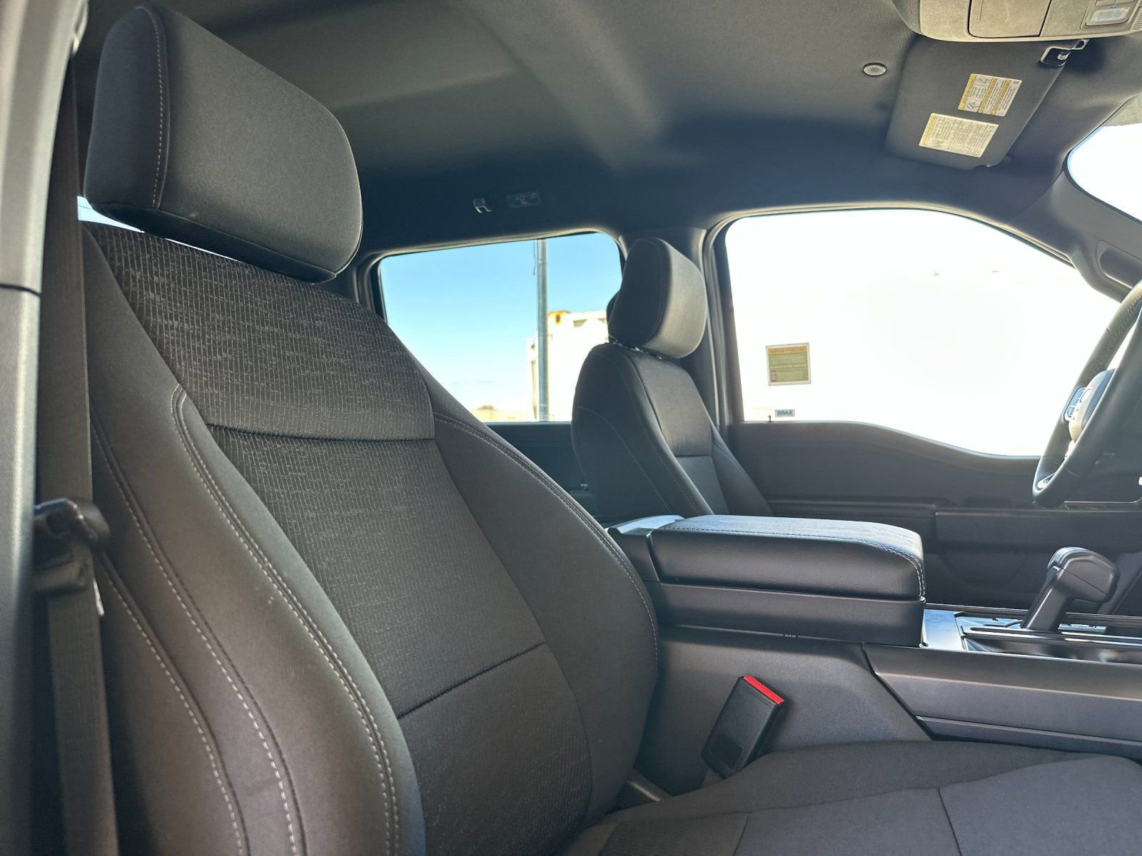 Used 2024 Ford F150 XLT w/ FX4 Off-Road Package AWD/4WD image 19