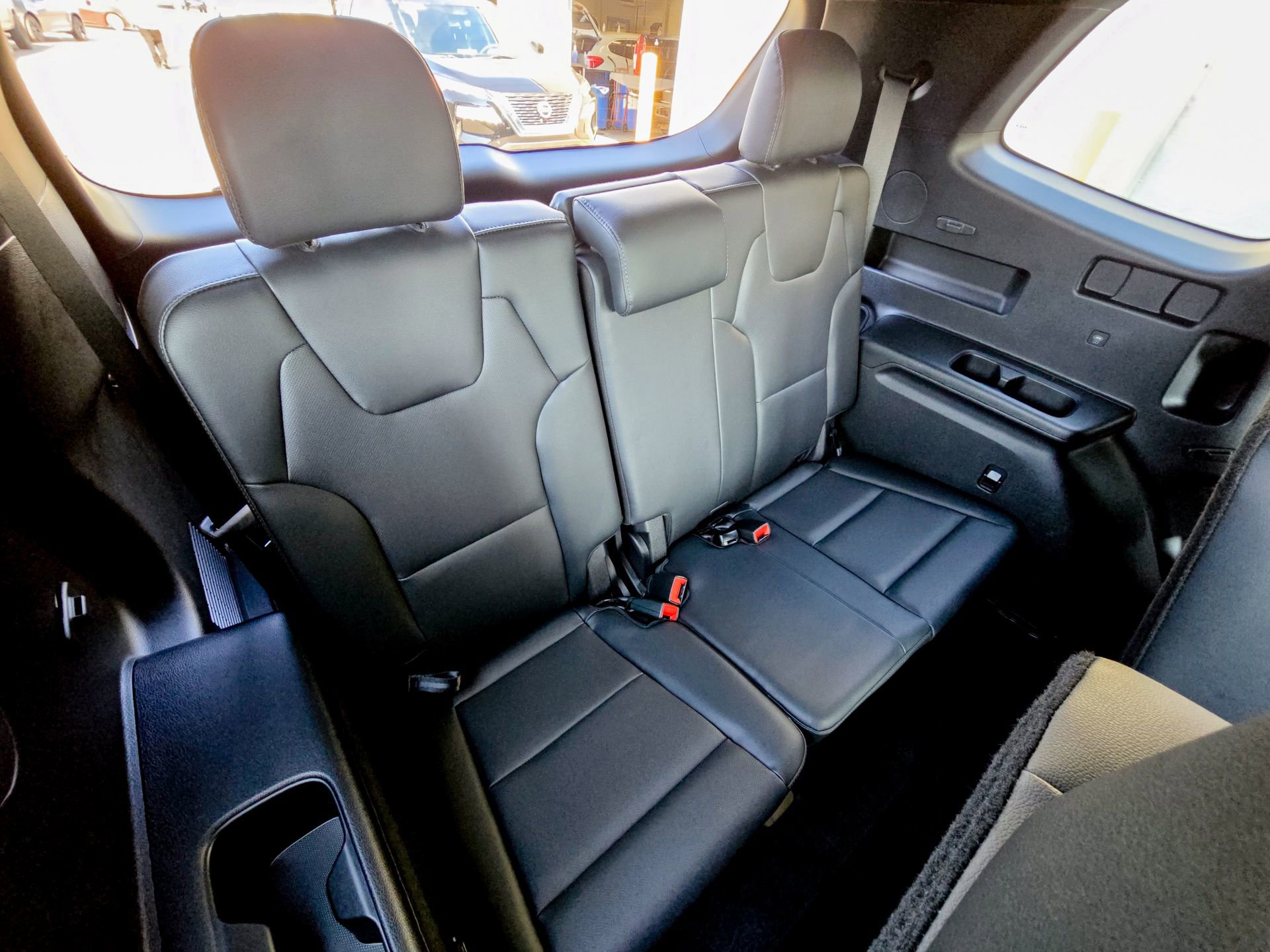 Used 2025 Kia Telluride EX X-Line image 37