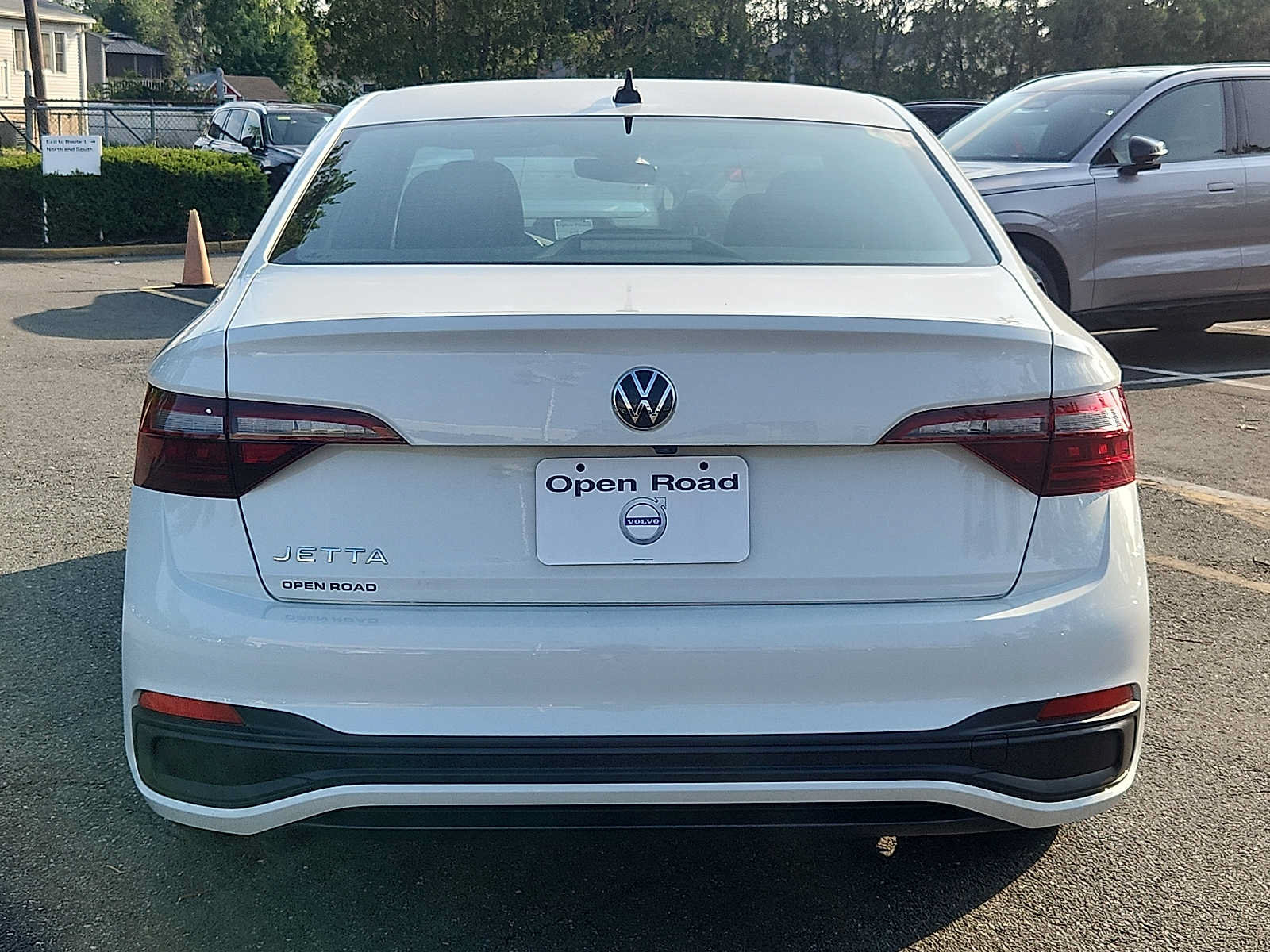 Used 2024 Volkswagen Jetta Sport FWD image 5