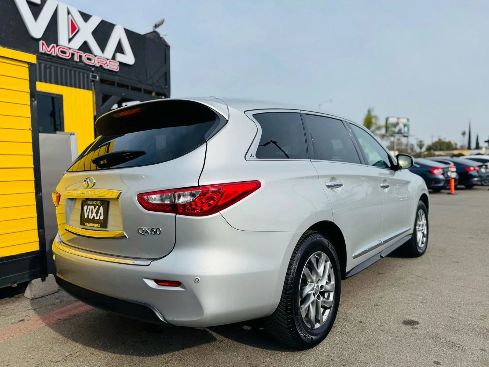 Used 2014 INFINITI QX60 FWD w/ Premium Plus Package image 5