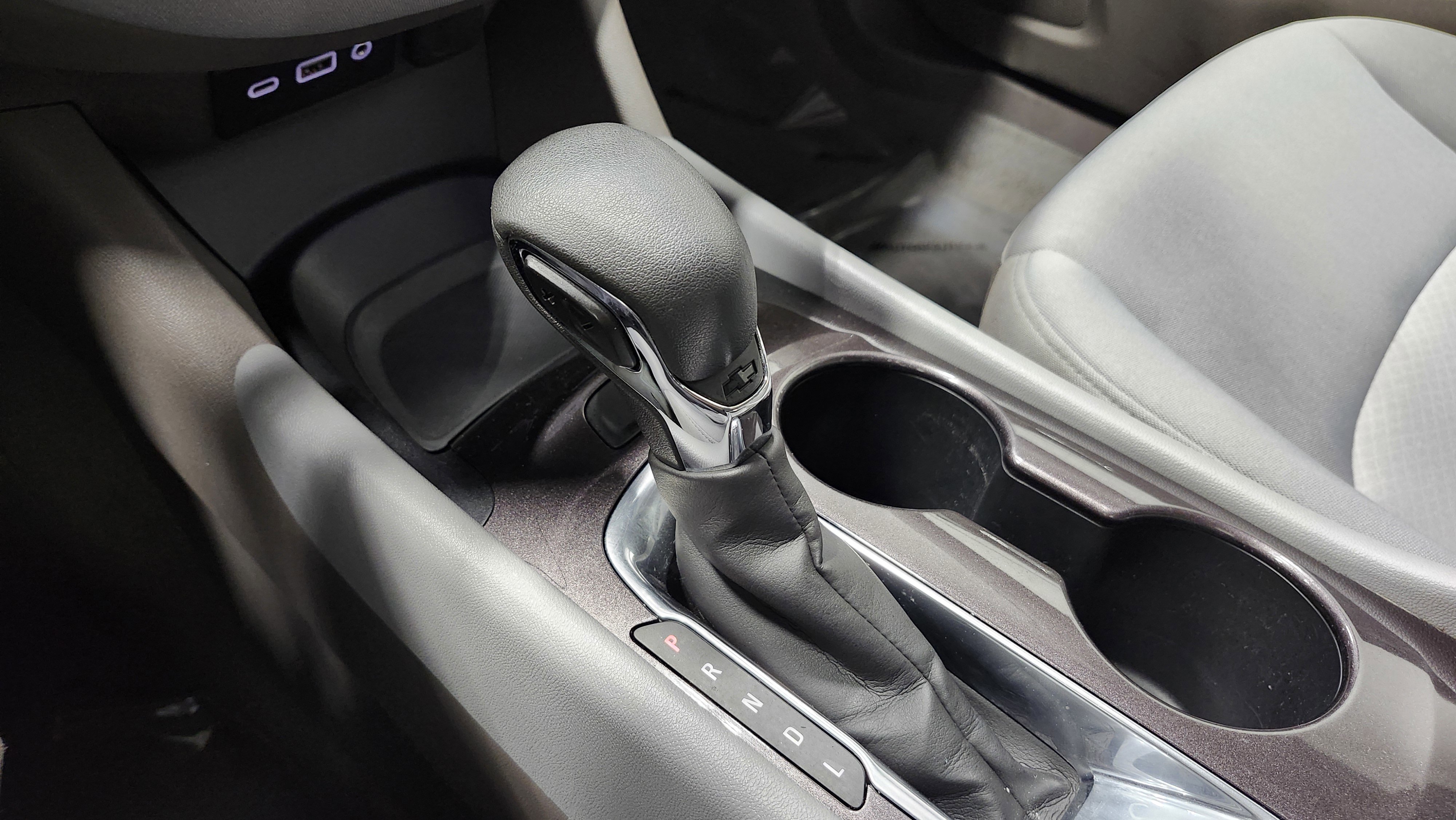 Used 2021 Chevrolet Malibu LS image 30