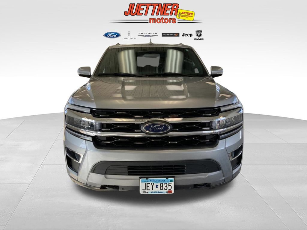 Used 2022 Ford Expedition Max Limited AWD/4WD image 2