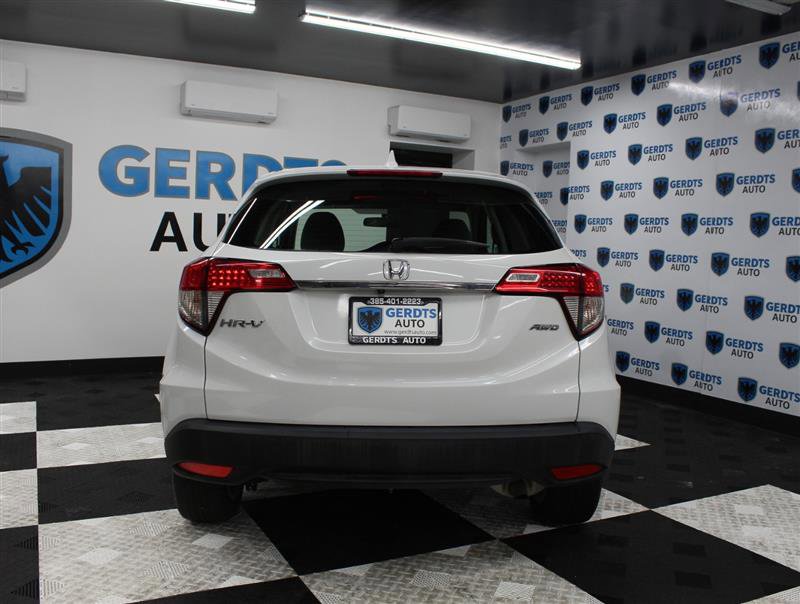 Used 2020 Honda HR-V LX image 3