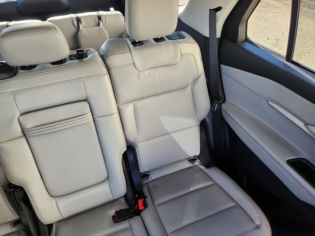 New 2026 Ford Explorer Active w/ Active Comfort Package image 15