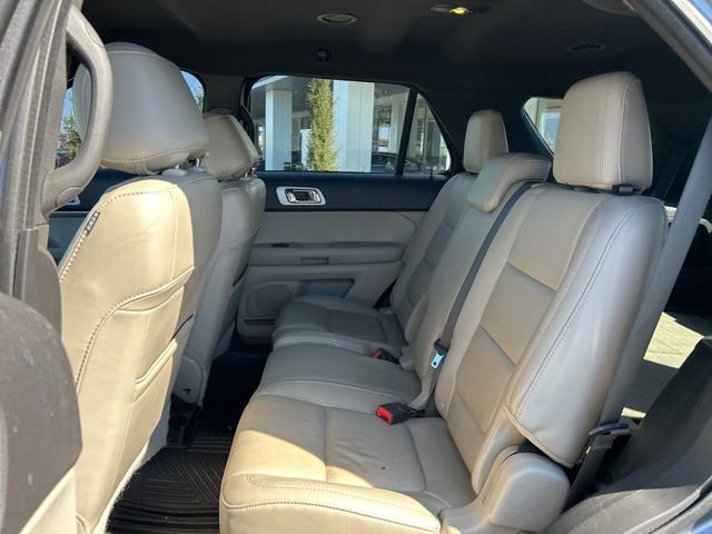 Used 2014 Ford Explorer XLT w/ Equipment Group 202A image 17