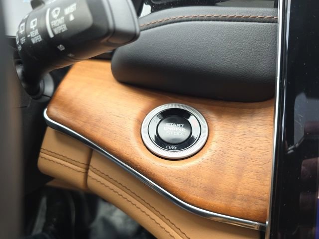 Used 2024 Jeep Grand Cherokee L Summit image 30