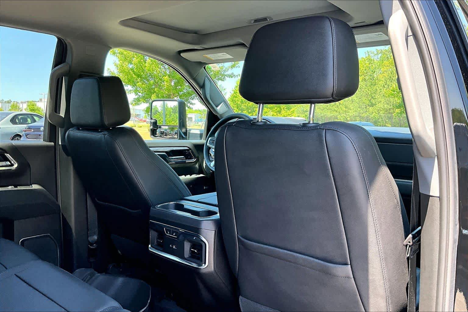 Used 2024 Chevrolet Silverado 2500 LTZ w/ LTZ Plus Package AWD/4WD image 20