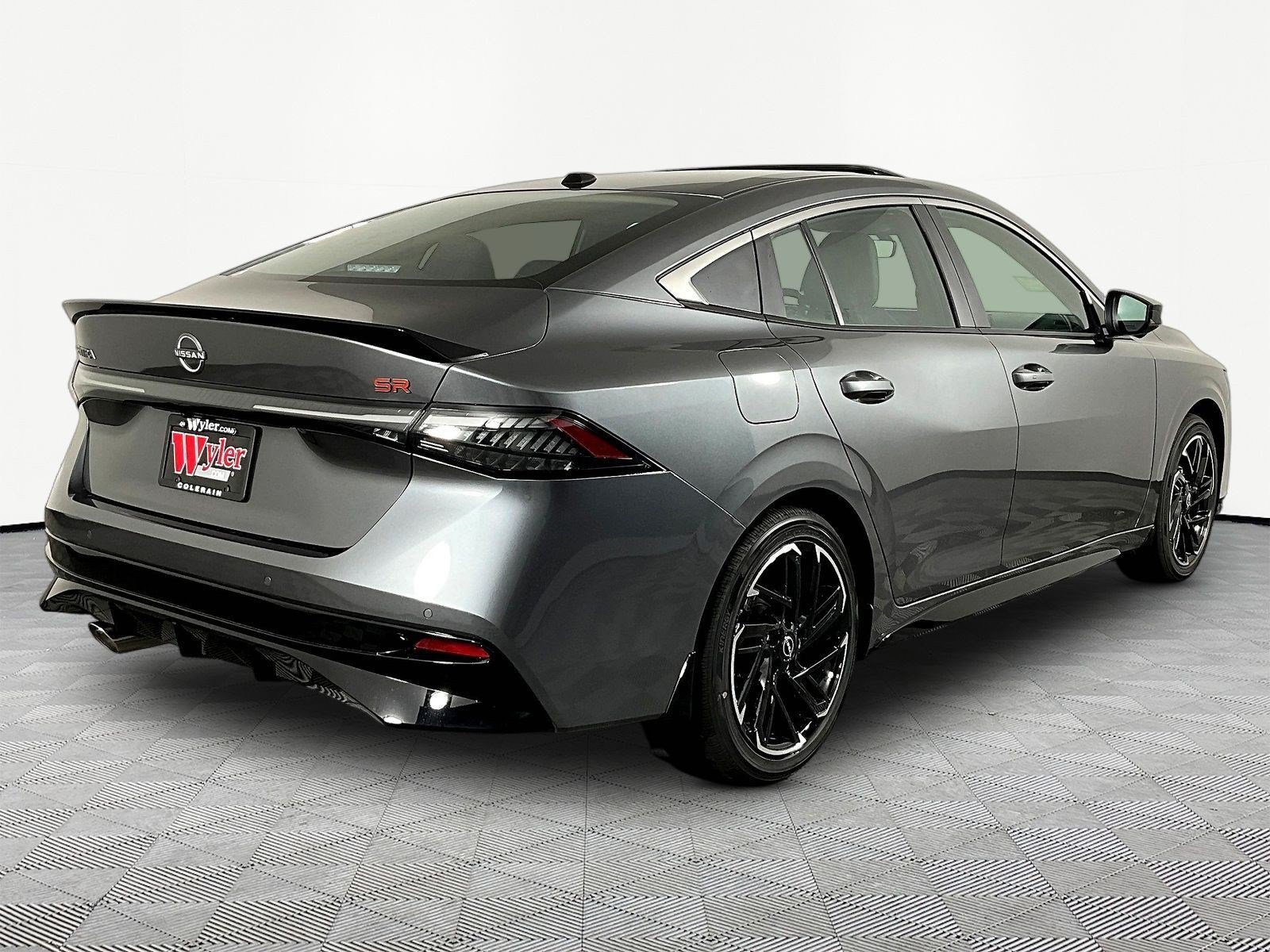 New 2026 Nissan Sentra SR w/ SR Premium Package FWD image 7