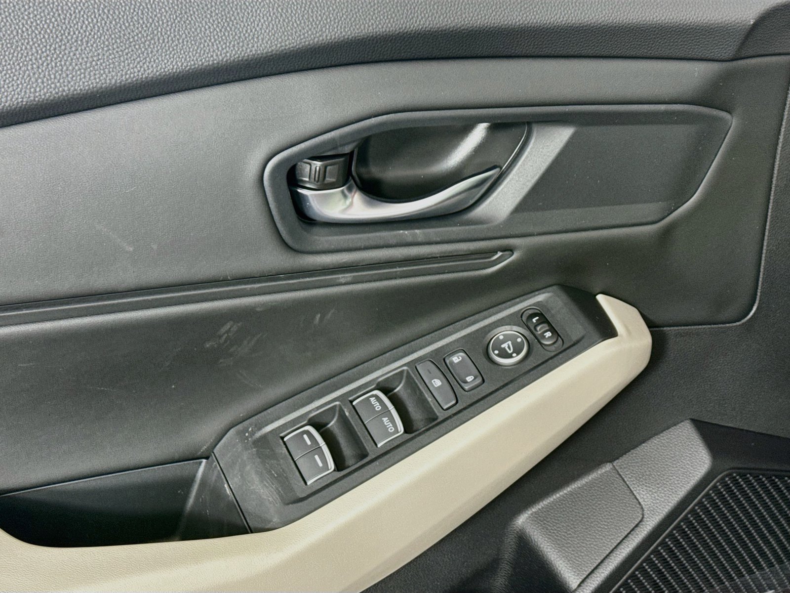 Certified 2024 Honda Accord EX image 20
