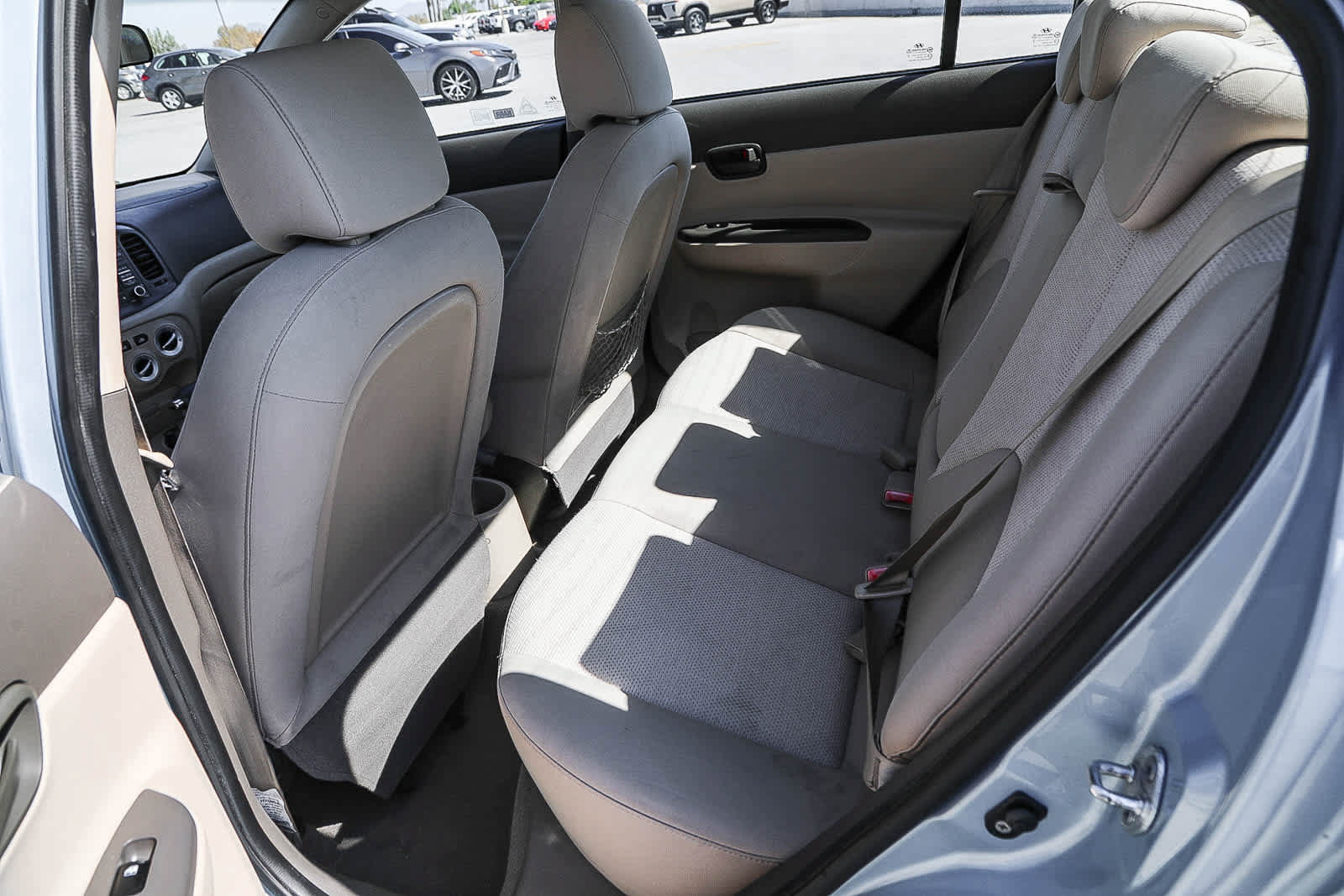 Used 2011 Hyundai Accent GLS w/ Premium Pkg 4 FWD image 17