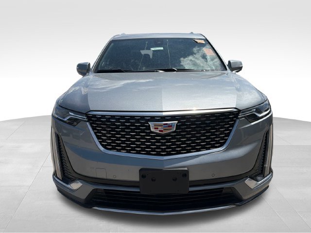 Used 2024 Cadillac XT6 Premium Luxury AWD/4WD image 3