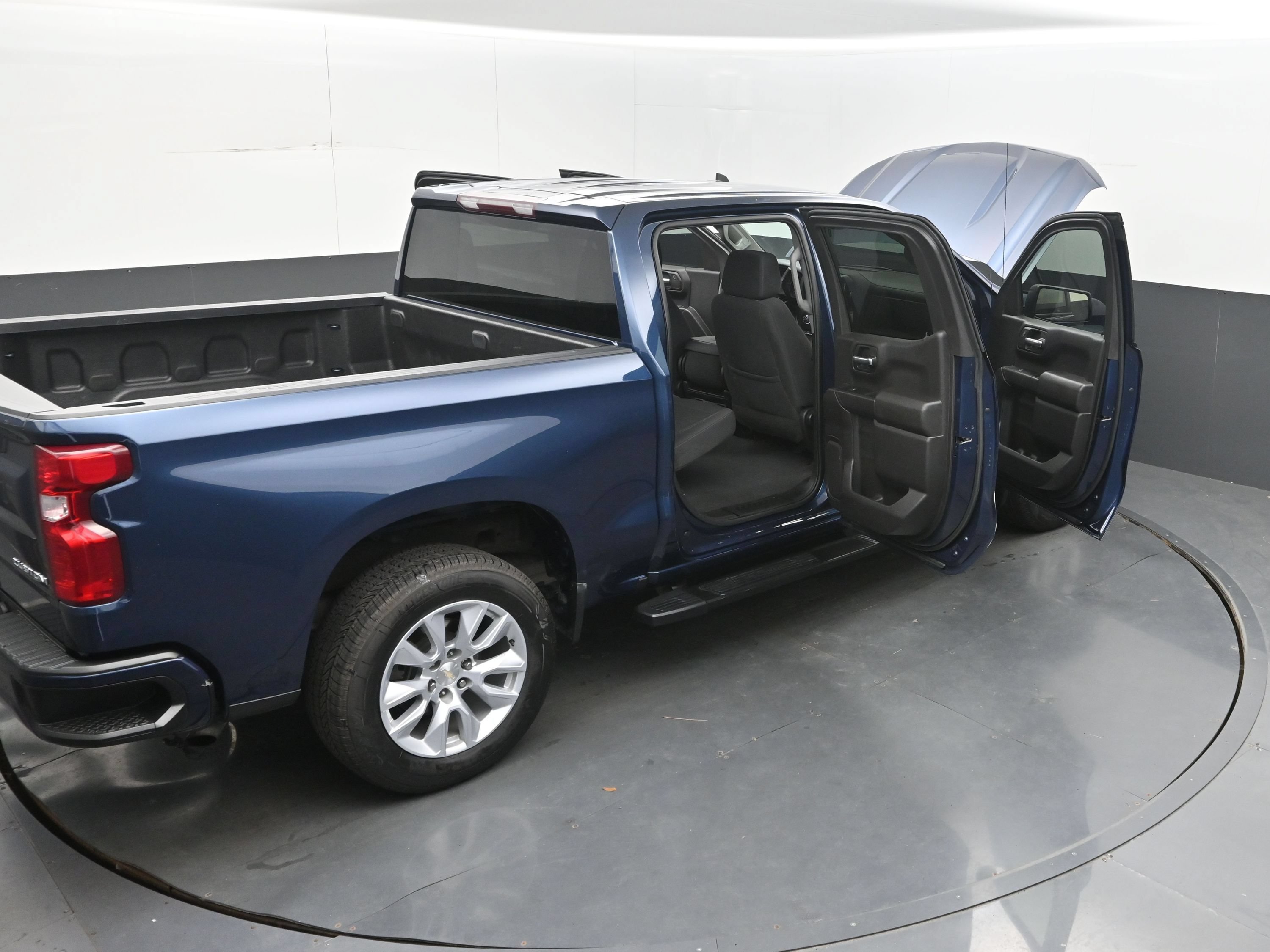 Used 2022 Chevrolet Silverado 1500 Custom RWD image 40