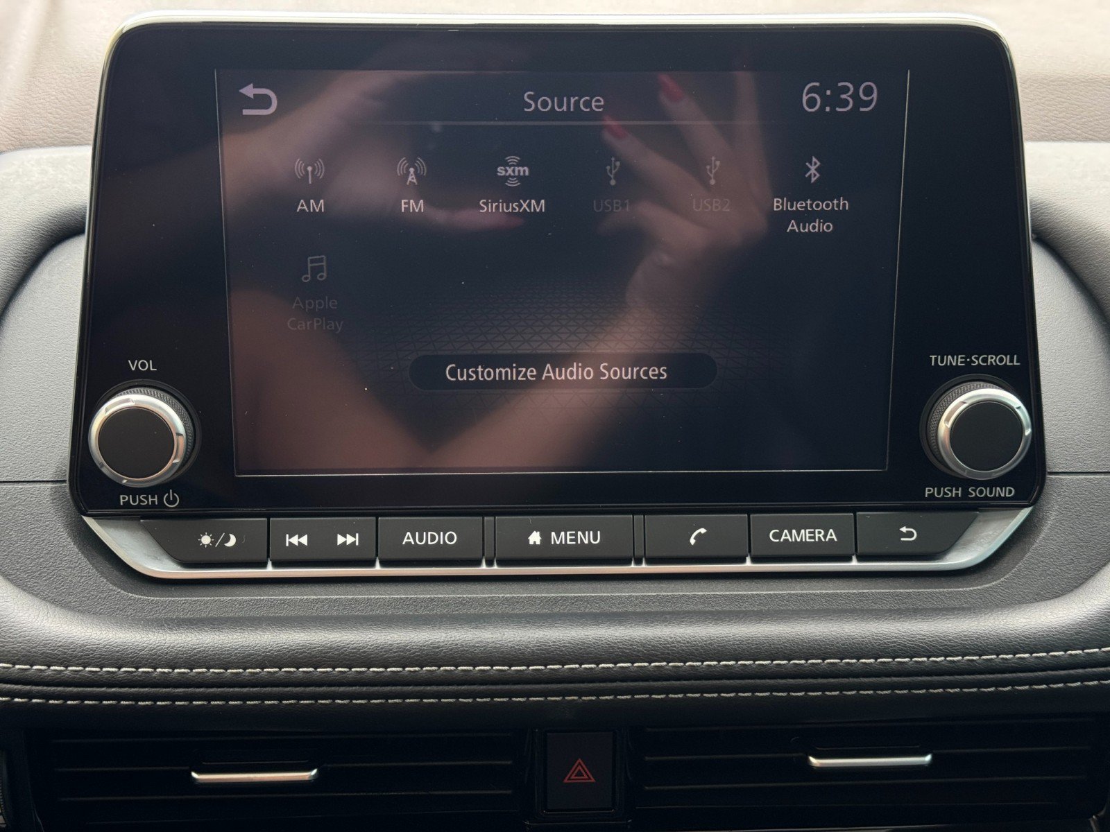 Used 2022 Nissan Rogue SV w/ SV Premium Package FWD image 23
