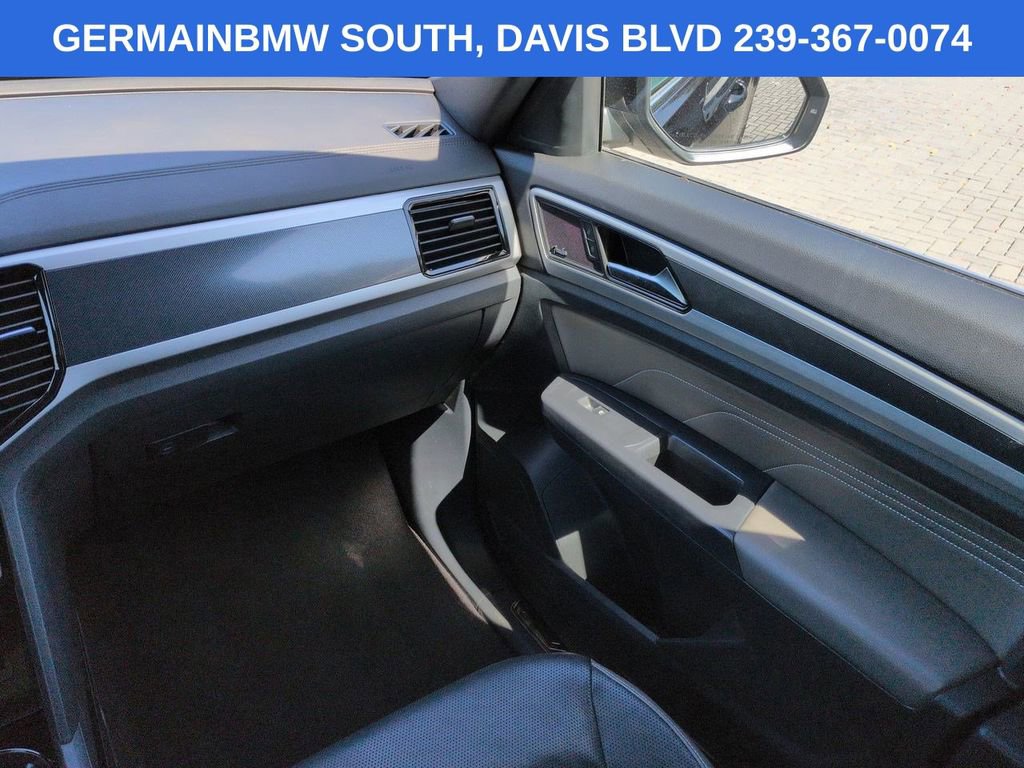 Used 2021 Volkswagen Atlas Cross Sport SEL Premium R-Line image 18