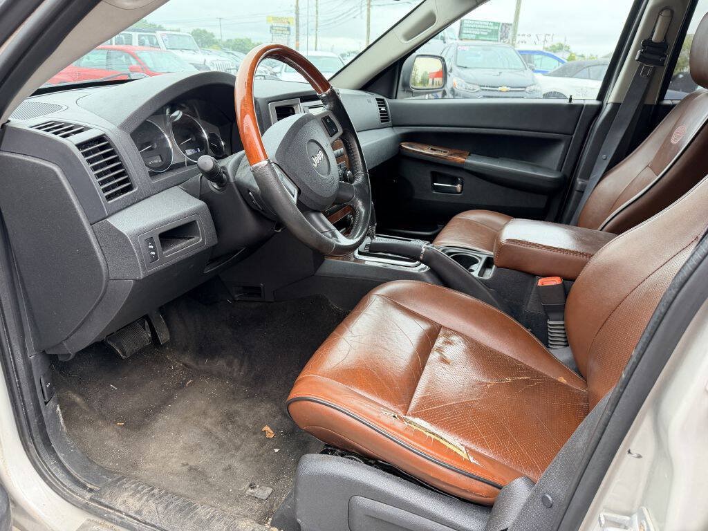 Used 2008 Jeep Grand Cherokee Overland AWD/4WD image 10