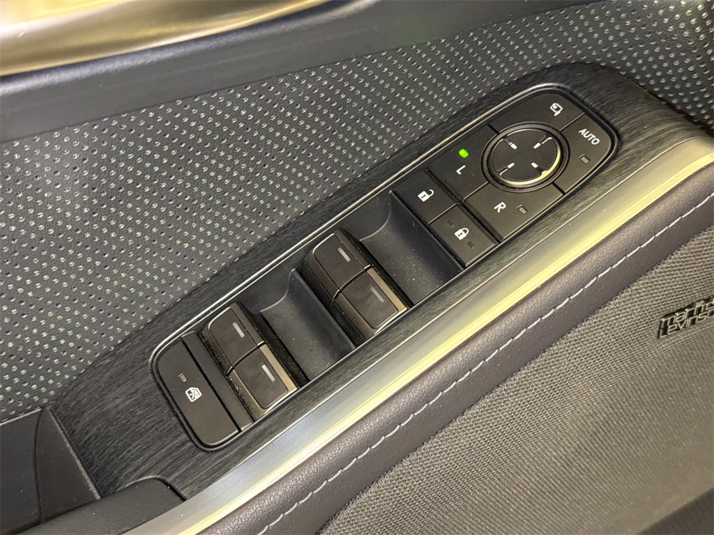 Used 2024 Lexus GX 550 image 20