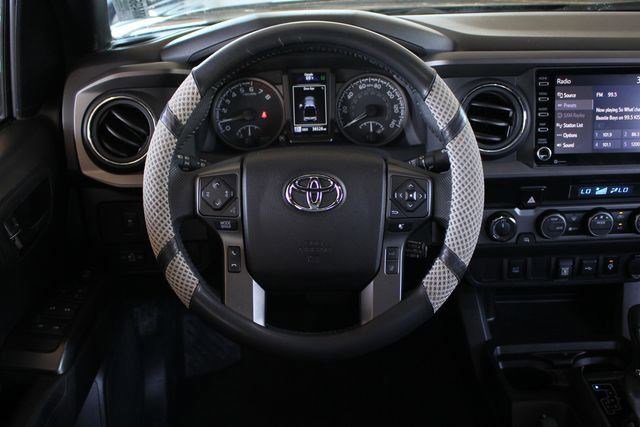Used 2022 Toyota Tacoma 4x4 Double Cab image 29