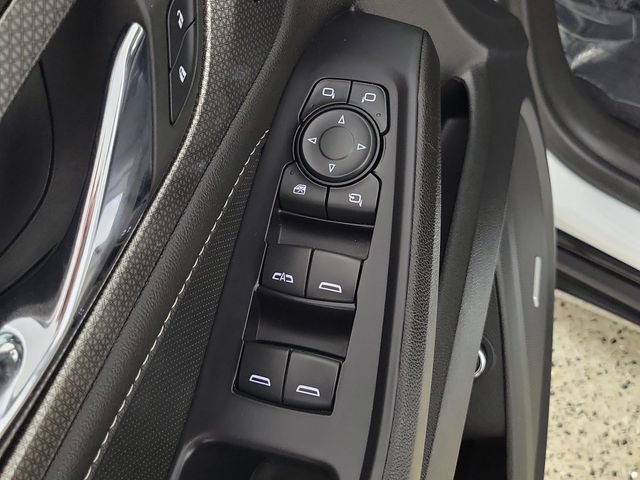 Used 2022 Chevrolet Traverse Premier w/ Redline Edition AWD/4WD image 23