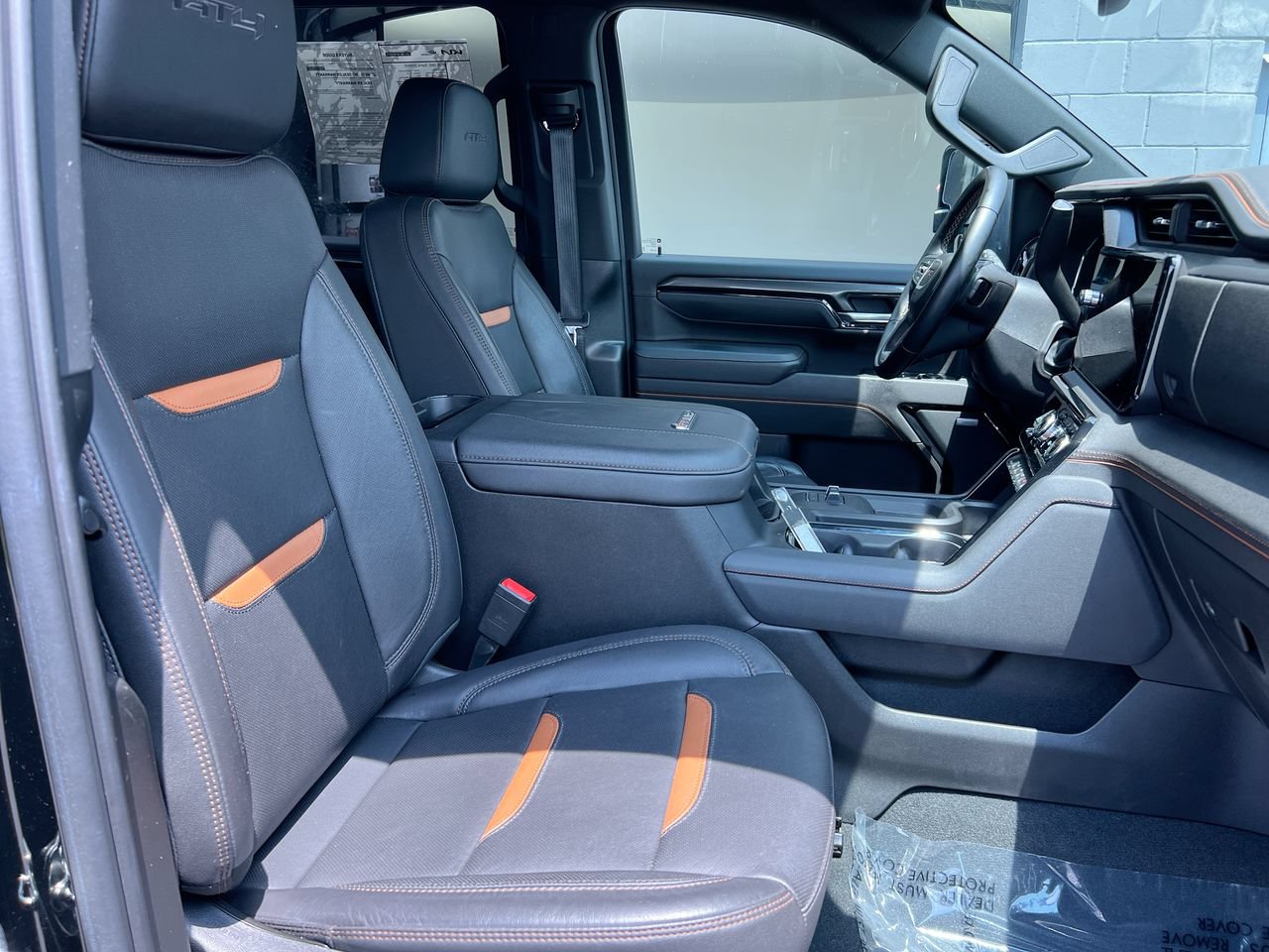 Used 2025 GMC Sierra 2500 AT4 AWD/4WD image 28