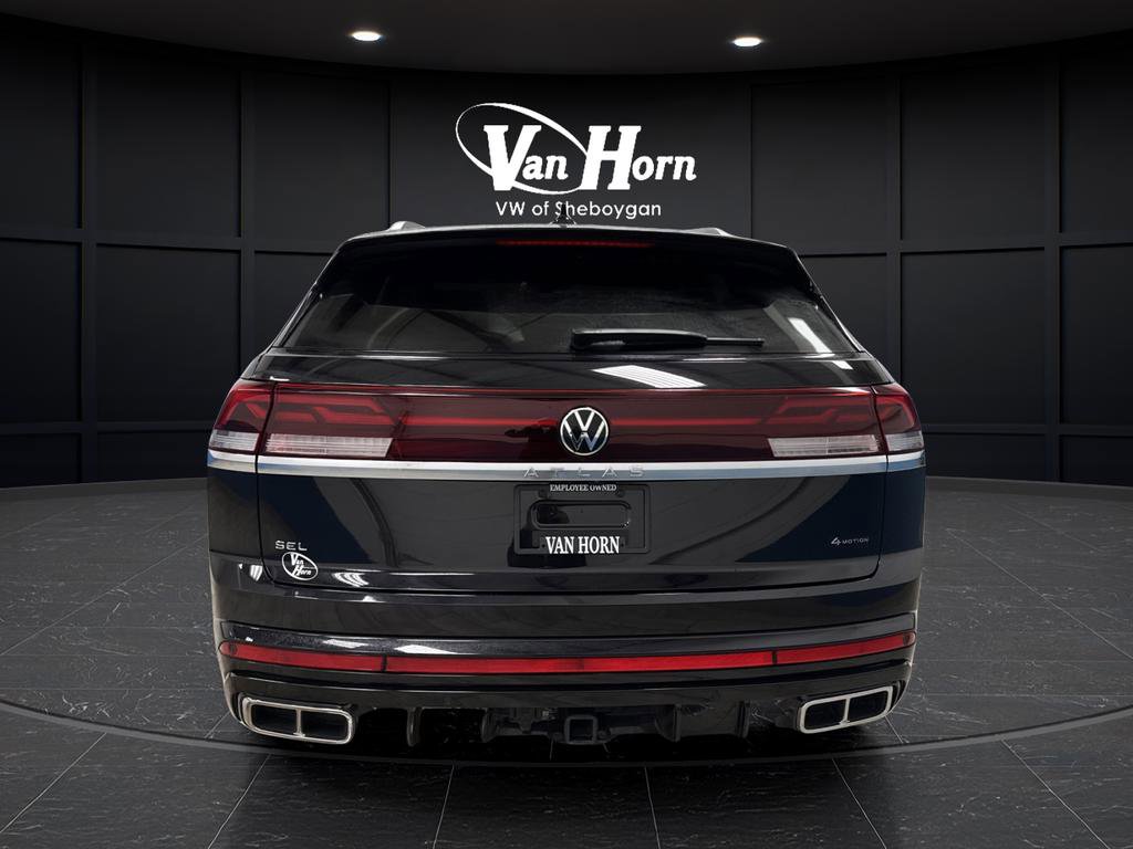 Used 2024 Volkswagen Atlas Cross Sport SEL R-Line image 14