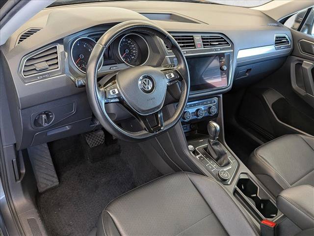 Used 2018 Volkswagen Tiguan SEL AWD/4WD image 10