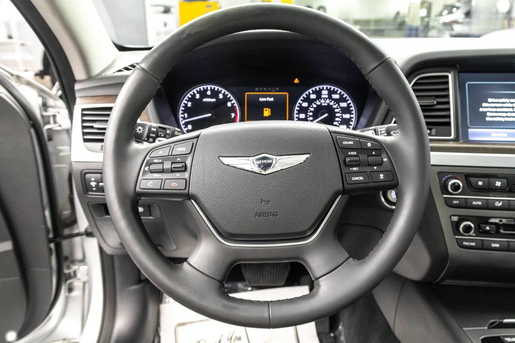 Used 2017 Genesis G80 3.8 w/ Option Group 03 image 24