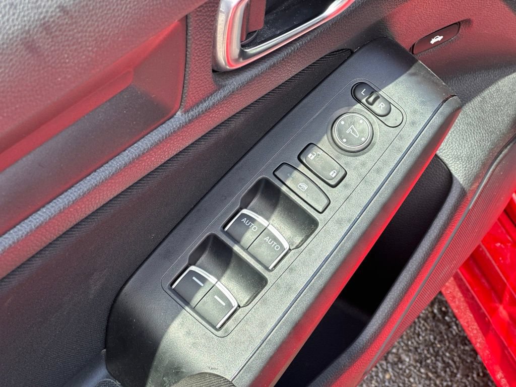 Used 2025 Honda Civic LX image 14