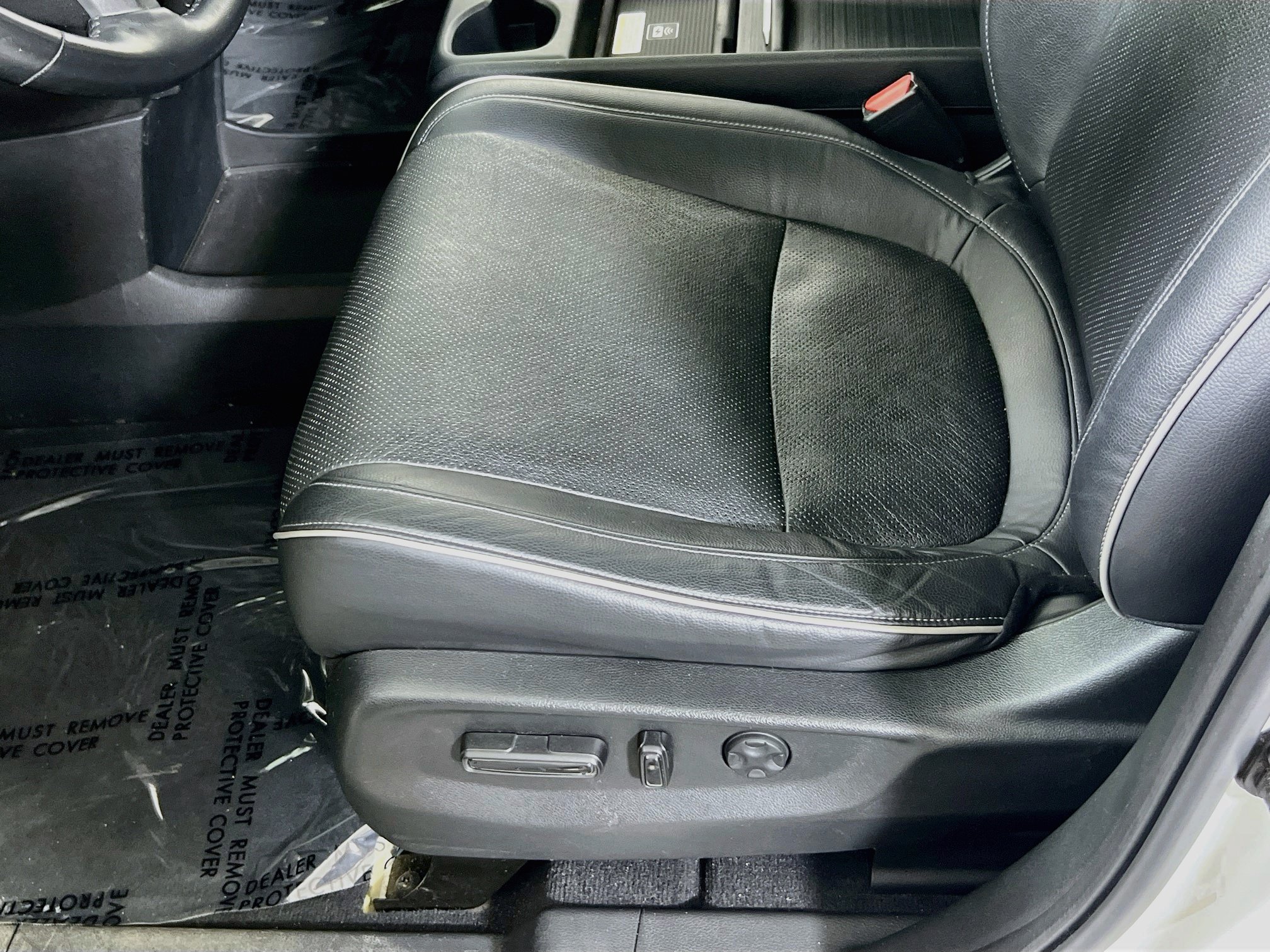 Used 2023 Honda Odyssey Elite image 19