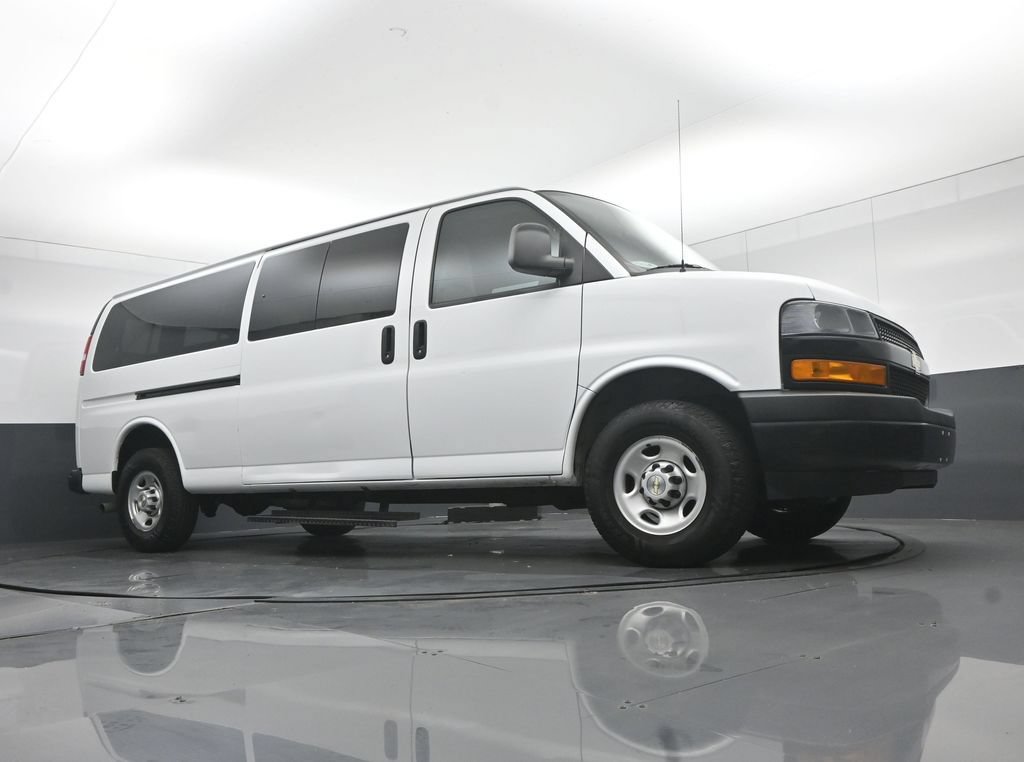 Used 2023 Chevrolet Express 3500 LS RWD image 46
