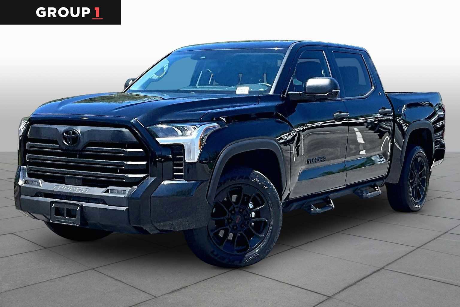 Used 2023 Toyota Tundra SR5 w/ SR5 Convenience Package AWD/4WD image 1