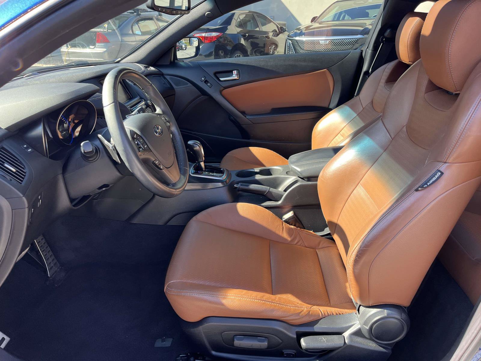 Used 2015 Hyundai Genesis 3.8 RWD image 13
